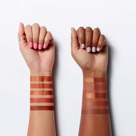 Laritzy Cosmetics Artistry Eyeshadow Palette in Burnt - Picture 2 of 5